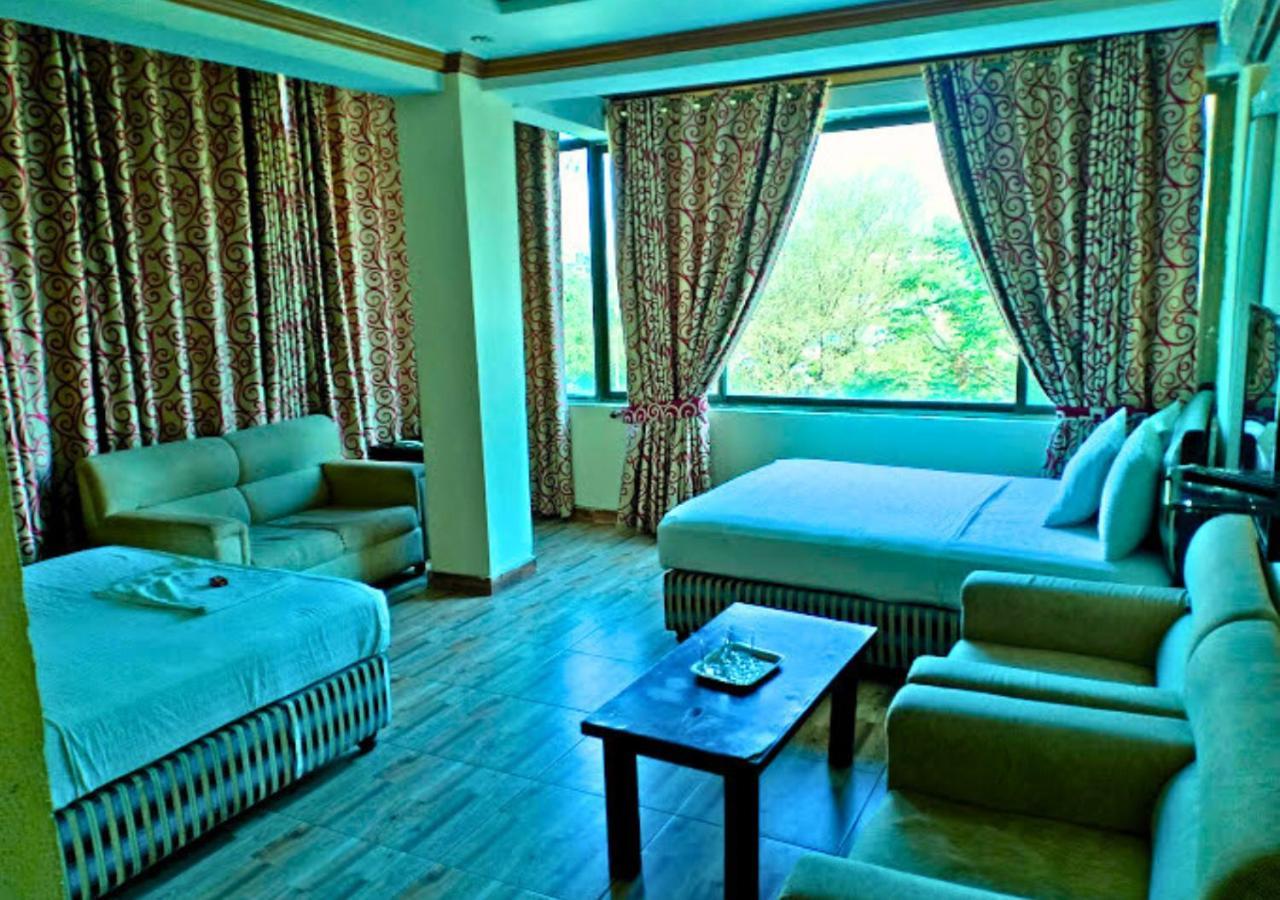 New Islamabad Hotel 외부 사진