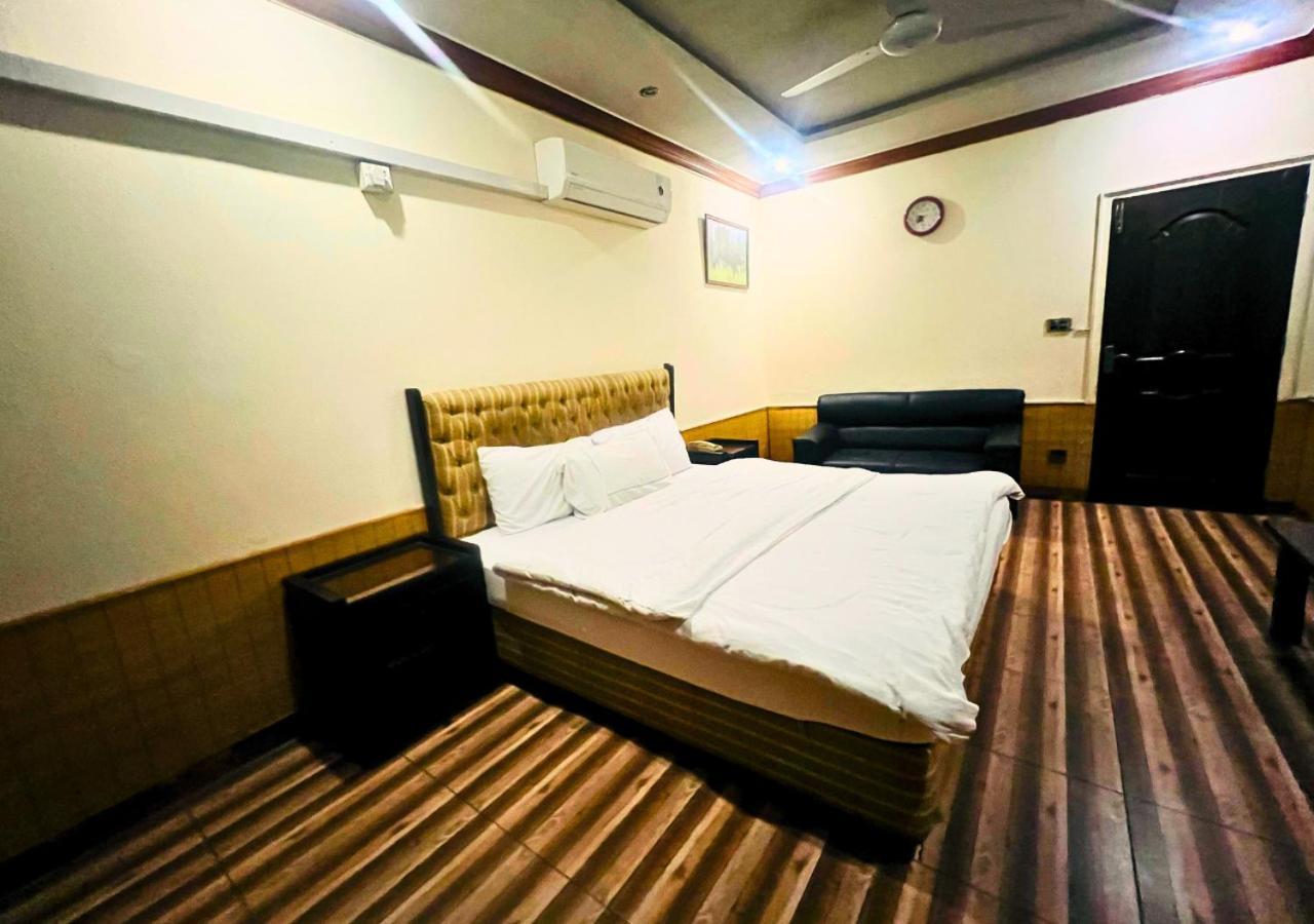 New Islamabad Hotel 외부 사진